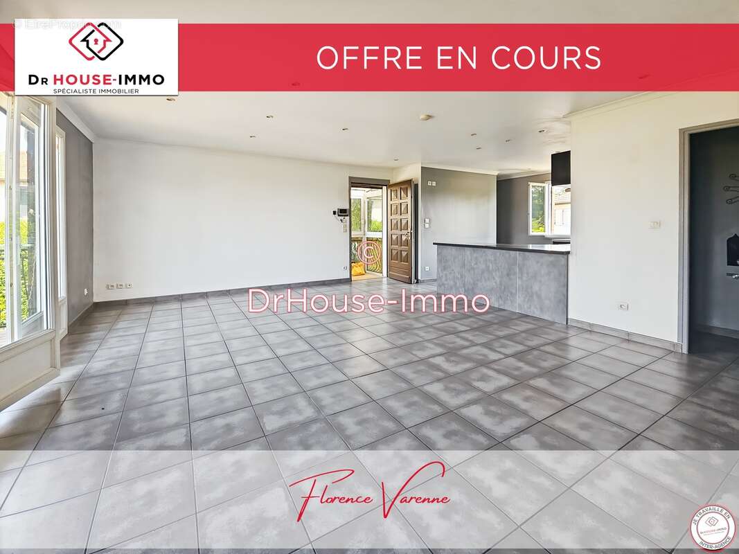 Maison à MONTROND-LES-BAINS