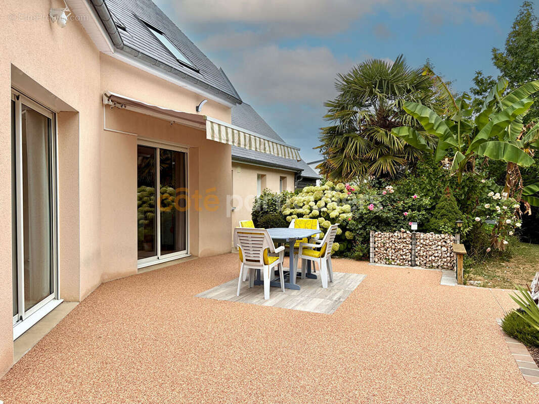 Belle maison familiale - 5 chambres - Vie de plain-pied - SAUSSEY - photo 2