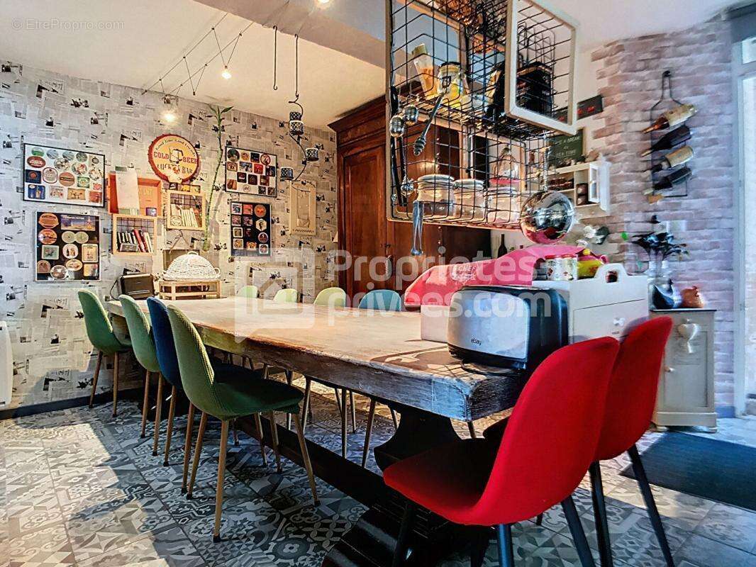 Maison à ARGENTON-CHATEAU