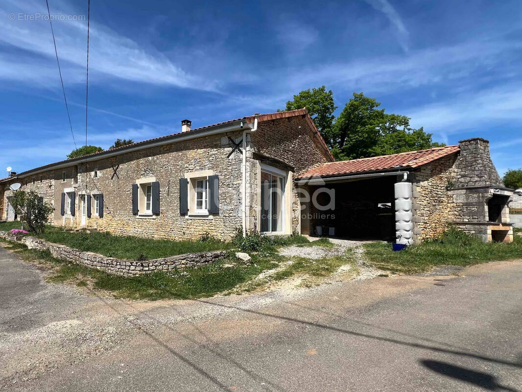 Maison à SAINT-MARY