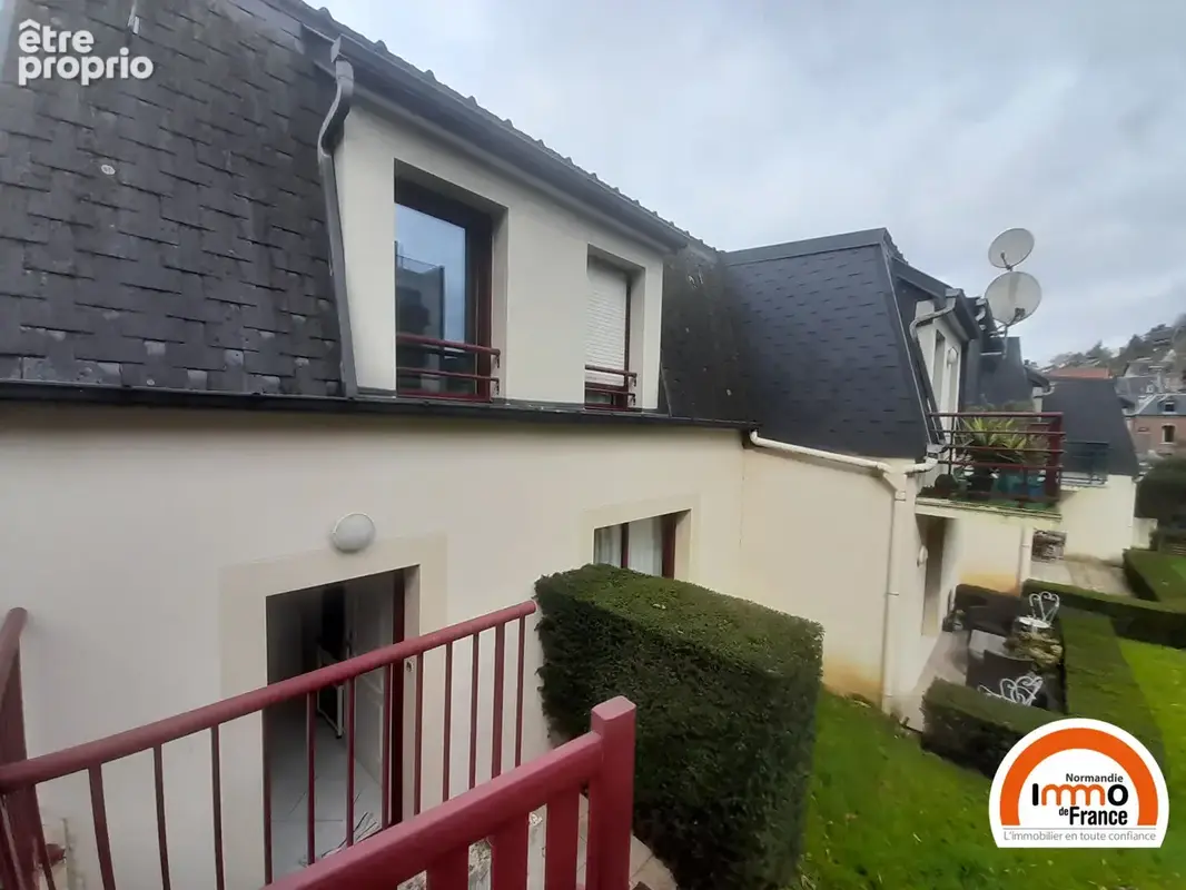 Appartement T3 Duplex avec parking - photo 1