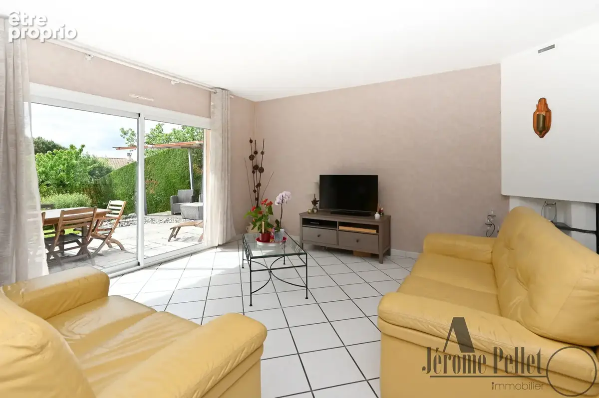 Sur les hauteurs de communay - maison a demi-niveaux - vue exceptionnelle - 110 m2 - photo 5