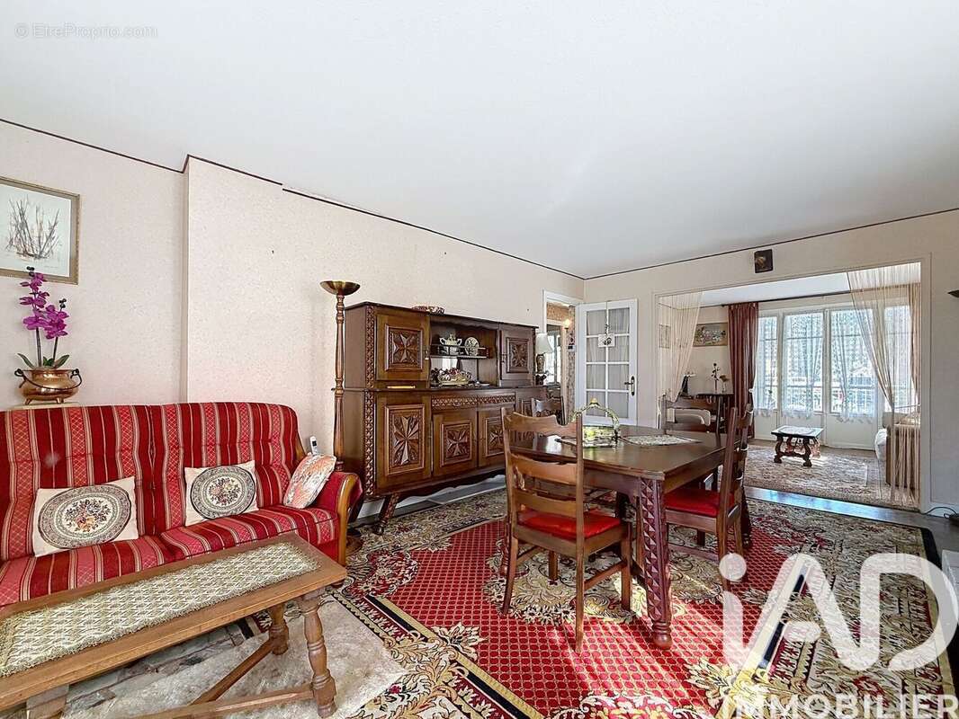 Photo 9 - Maison à LE PLESSIS-TREVISE