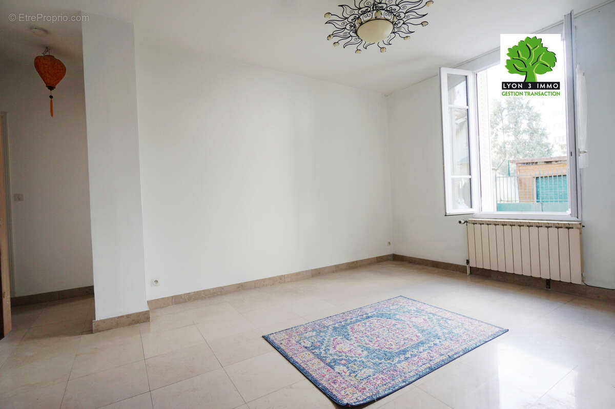 Maison à VILLEURBANNE