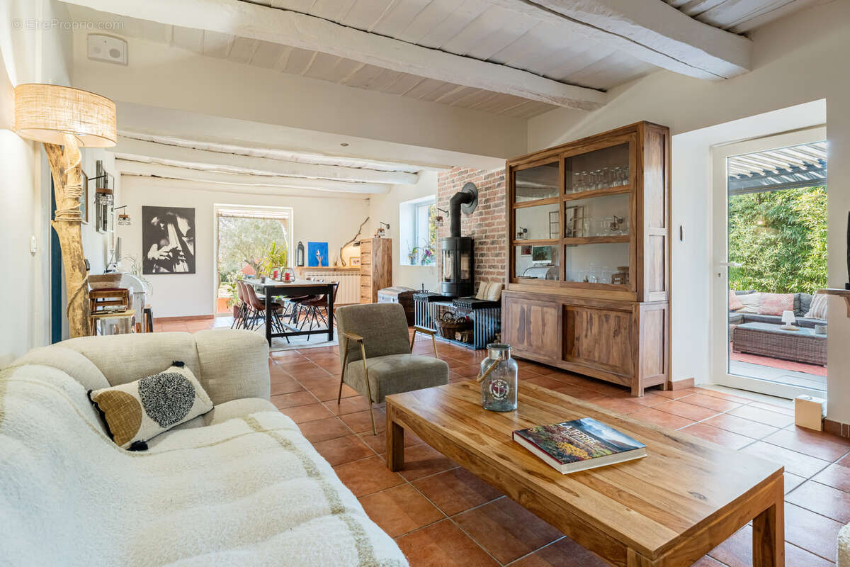 Maison à LA BOUILLADISSE