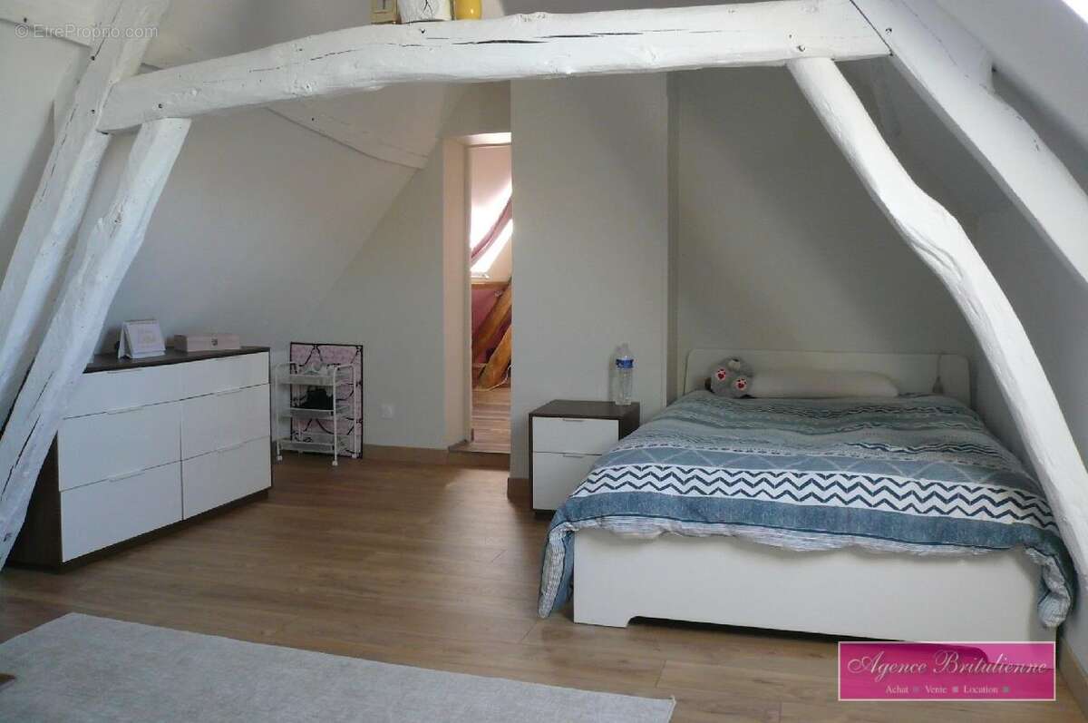 Maison à BRETEUIL