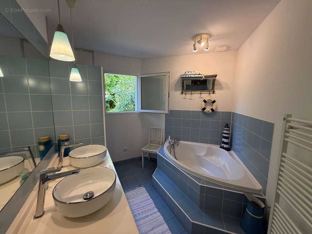 Maison à GUJAN-MESTRAS