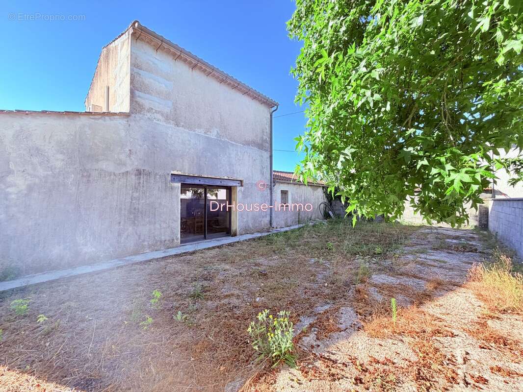 Maison à SAINT-ESTEPHE