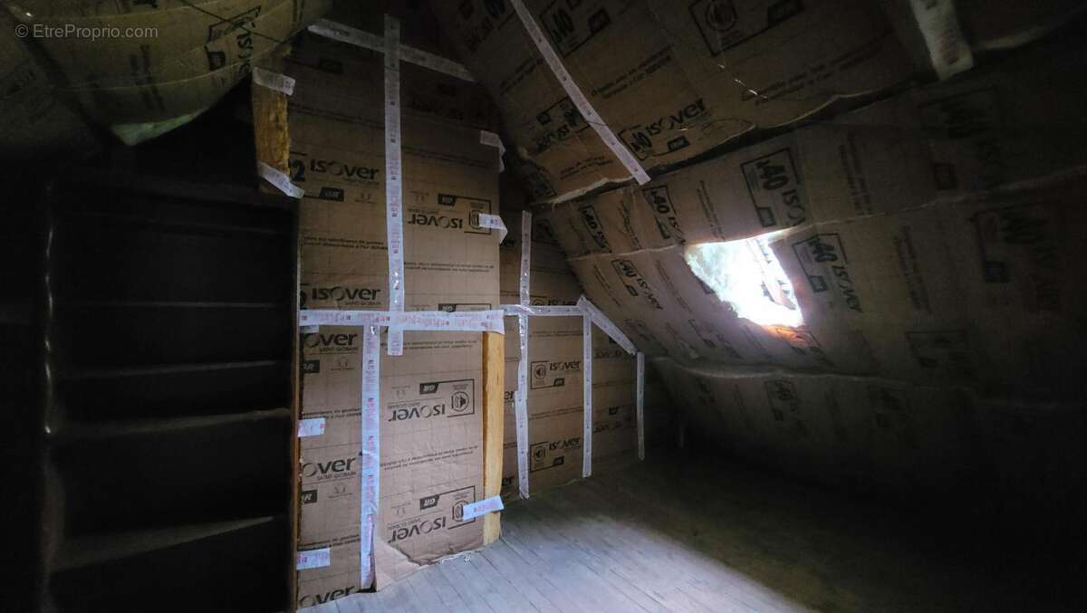 Maison à LE HAUT-CORLAY