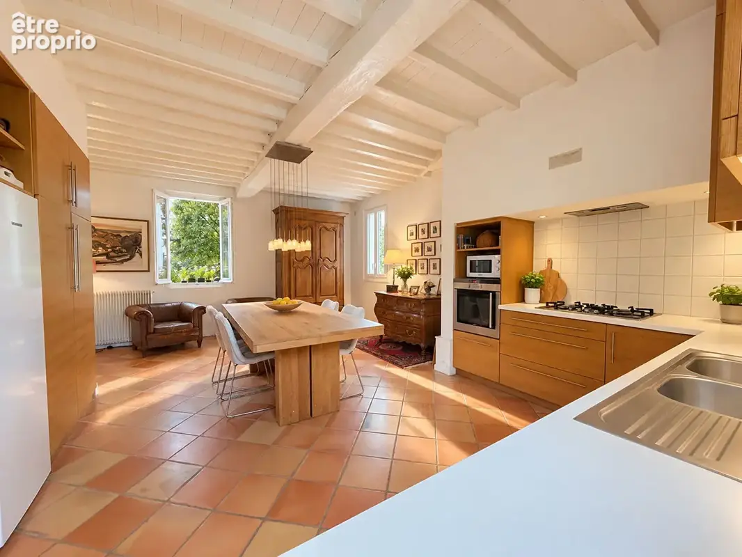 Maison Béarnaise de caractère - 180 m2 - 4 chambres - Dépendances - photo 4
