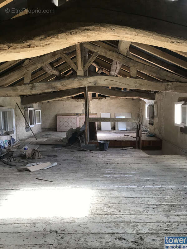 Maison à SAINT-PIERRE-DE-CLAIRAC