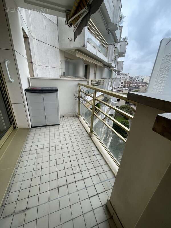 Appartement à LEVALLOIS-PERRET