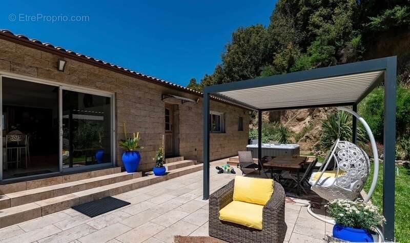 Villa à vendre 210 m2 Propriano Corse - photo 2