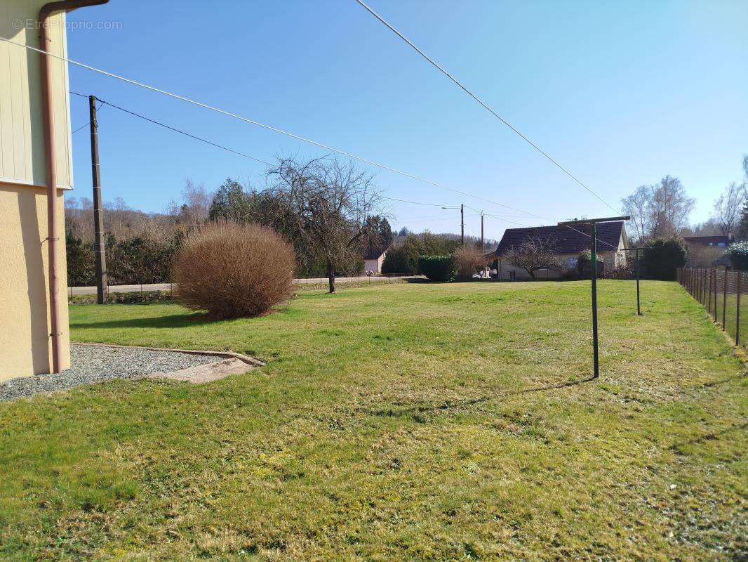 Maison à PLANCHER-BAS