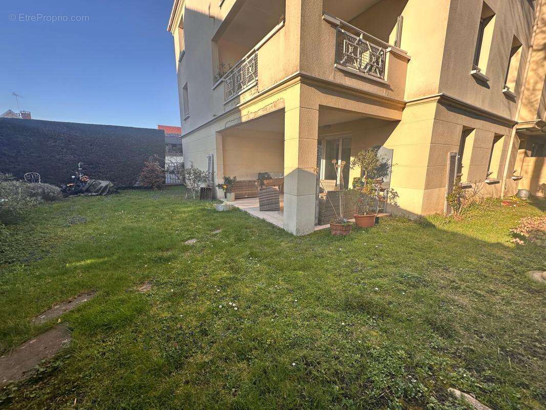 Appartement à SAINT-GERMAIN-LES-ARPAJON