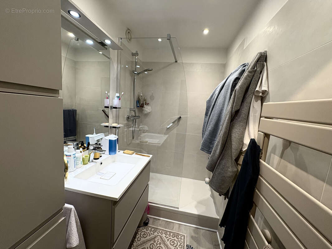 Appartement à SIX-FOURS-LES-PLAGES