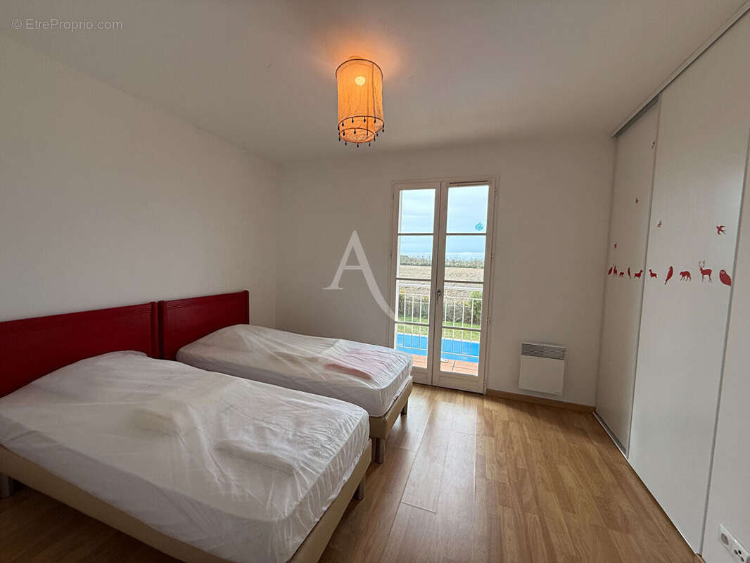 Maison à L&#039;AIGUILLON-SUR-VIE