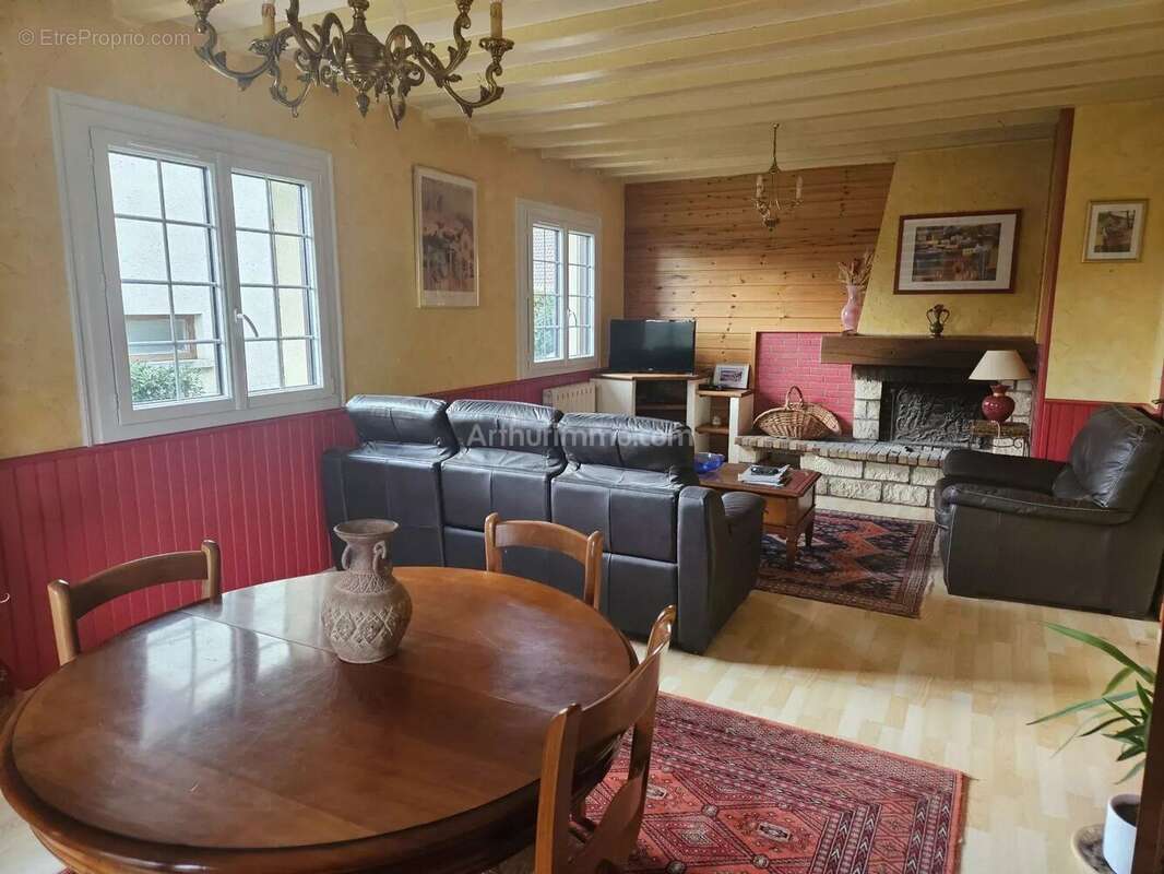 Maison à CUVERVILLE