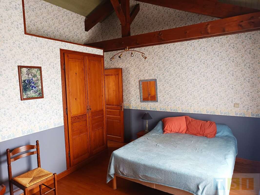 Maison à CASTELNAU-MAGNOAC