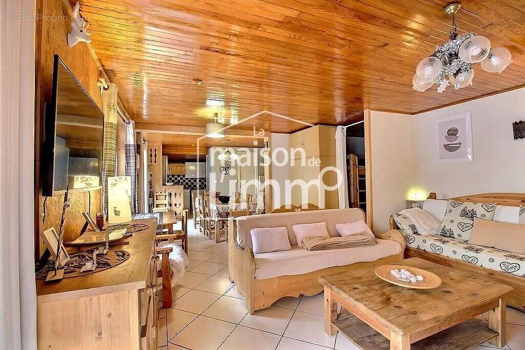 Appartement à CHATEL