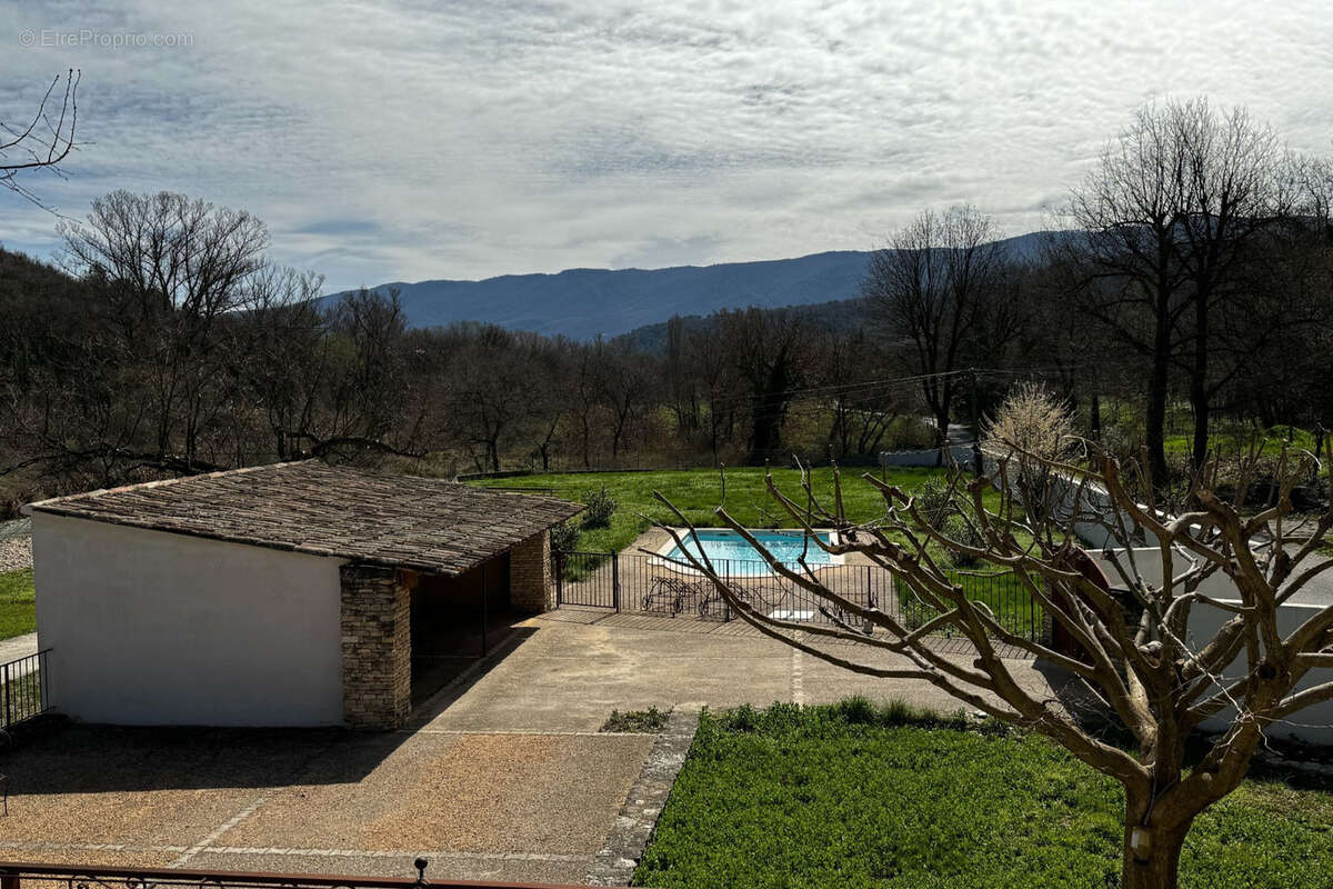 Maison à SAIGNON