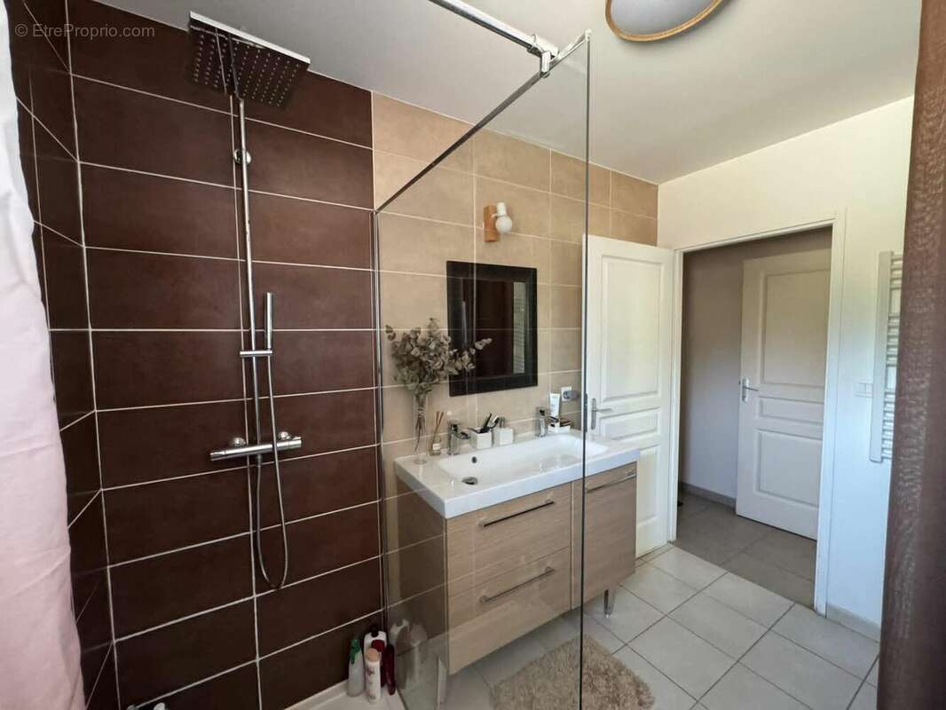 Maison 100 m² à Orban  - photo 8