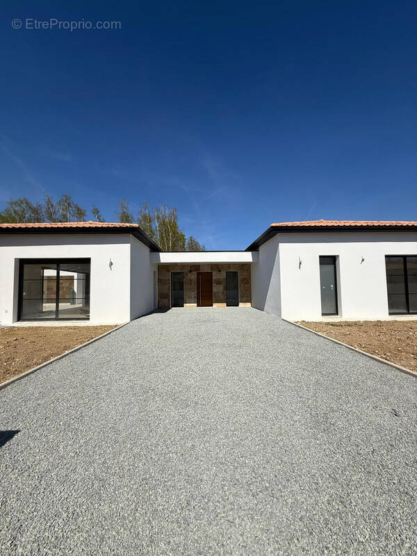 Maison neuve 140m2 clé en main avec climatisation et Piscine - photo 17