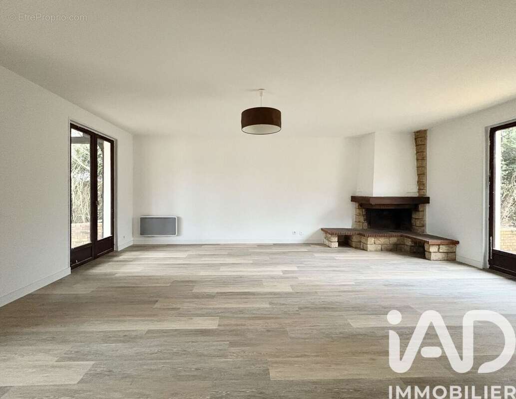 Photo 3 - Maison à DAMMARIE-LES-LYS