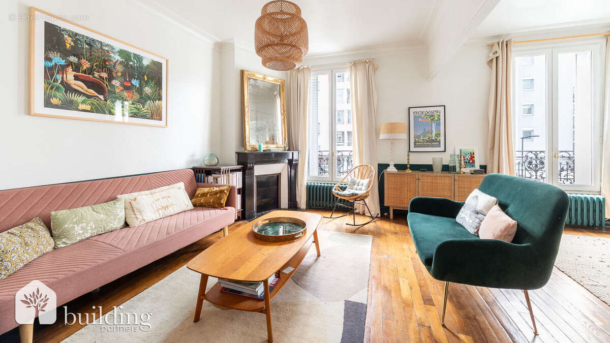 Appartement à COURBEVOIE