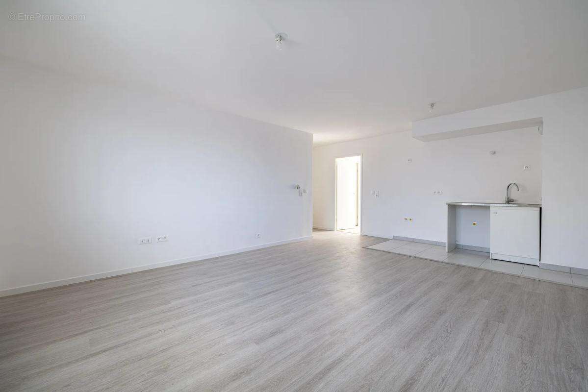 T3 73m² neuf – terrasse – double parking couvert - photo 4