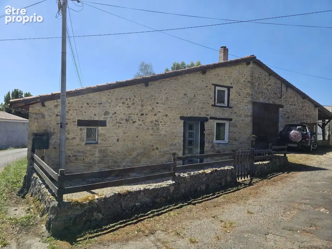 Maison à SAINT-LAURENT-DE-CERIS