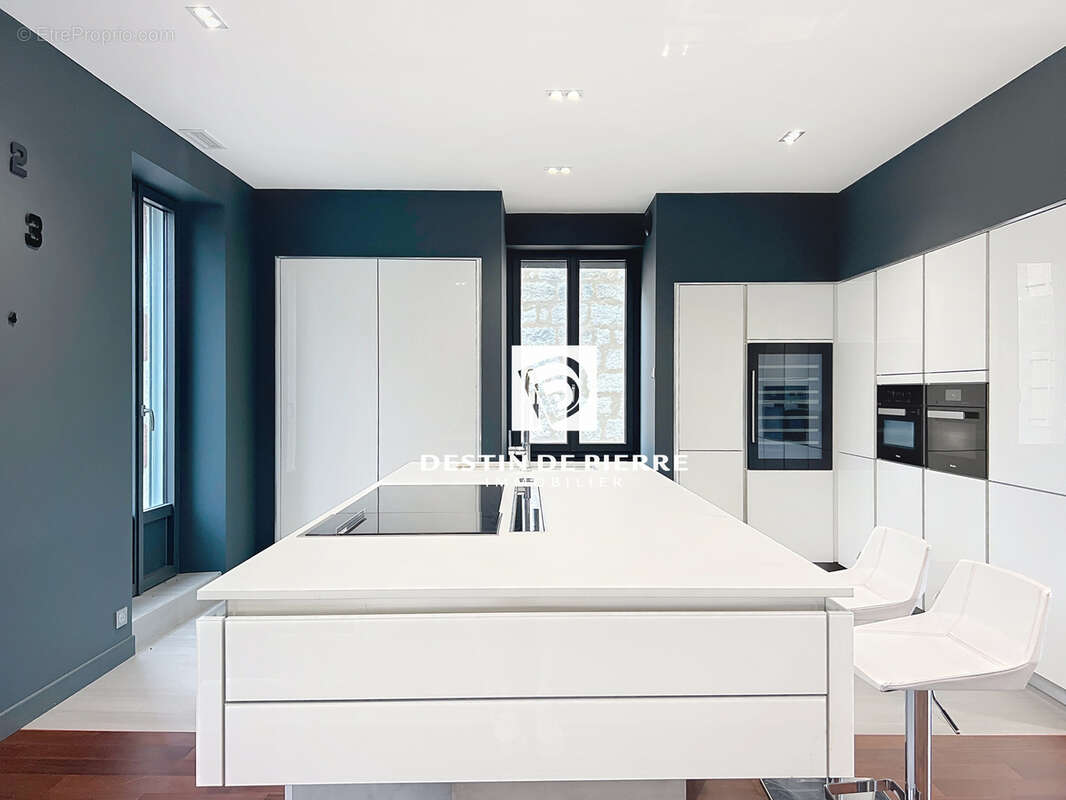 Autre à BRIVE-LA-GAILLARDE