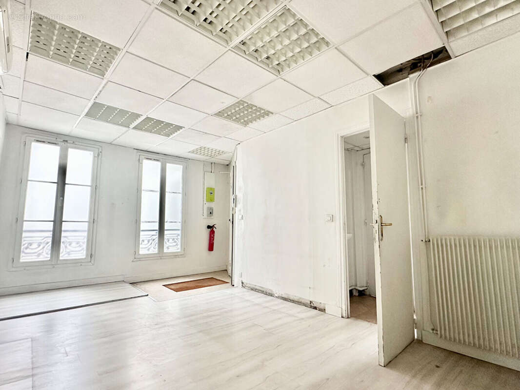 Appartement à PARIS-3E
