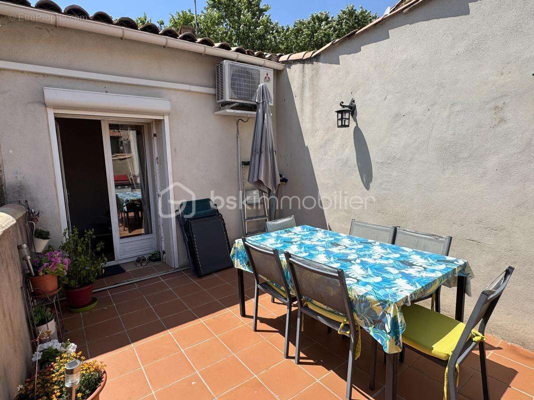 ** exclusivité – charme de la pierre – appartement bénéficiant de l'esprit et de l'indépendance d'une maison de ville – terrasse - photo 2
