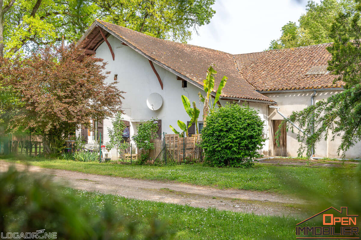 Maison à BIAS