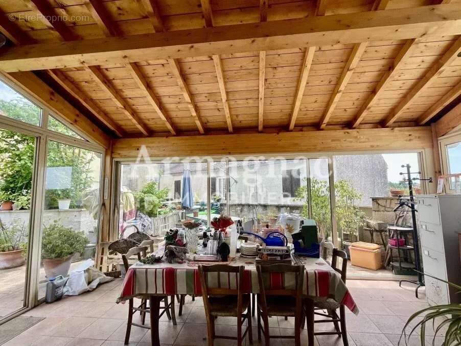 Maison à VALENCE-SUR-BAISE