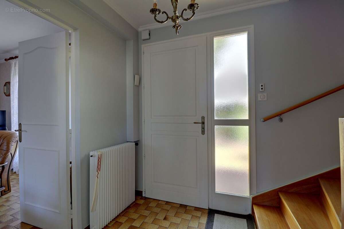 Maison à VERNEUIL-SUR-SEINE