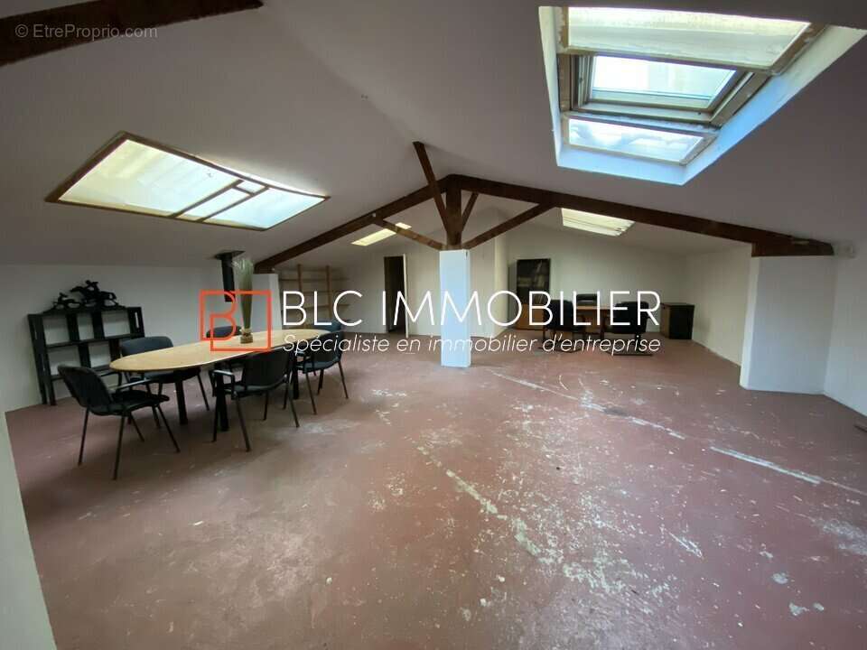 Autre à MARSEILLE-3E