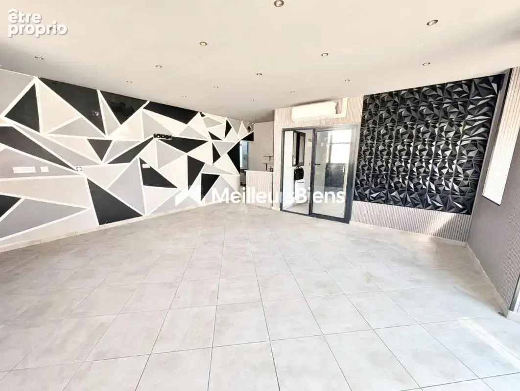 Immeuble 108 m² à Châteaudun 28200 avec local commercial et habitation - photo 4