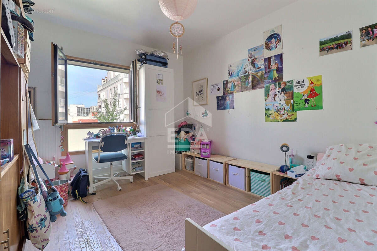 Appartement à AUBERVILLIERS