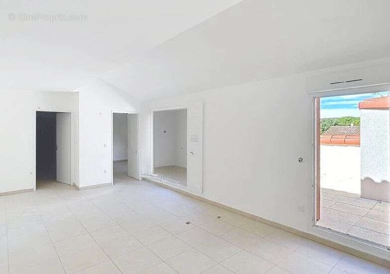 Appartement à MIREVAL