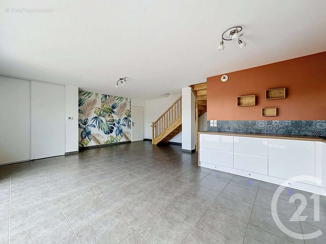 Maison 83 m² à Chasse-Sur-Rhone  - photo 2