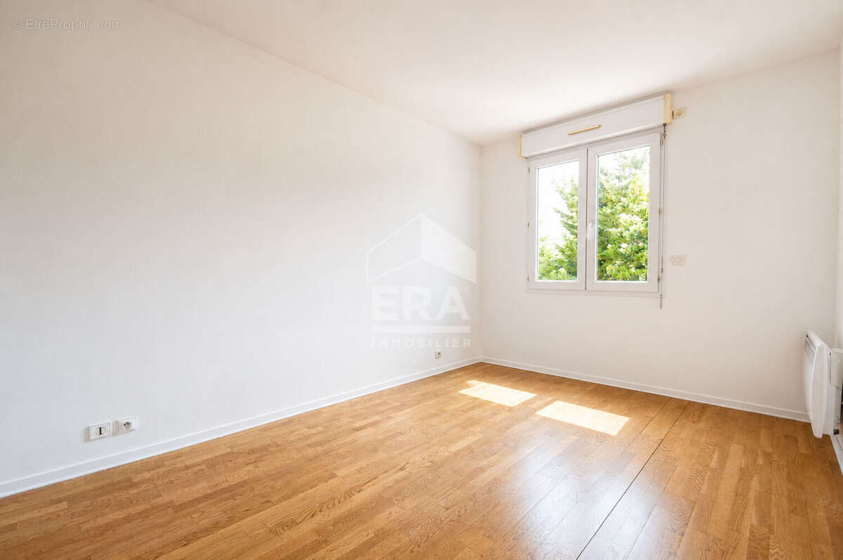 Appartement à ISSY-LES-MOULINEAUX