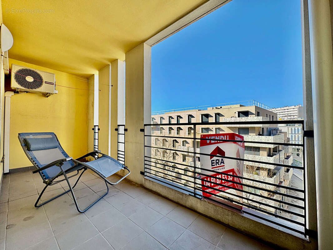 Appartement à MARSEILLE-1E