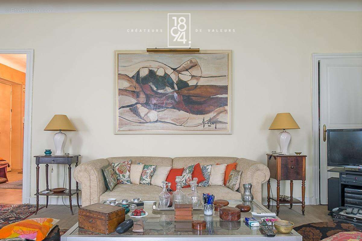 Appartement à MARSEILLE-7E