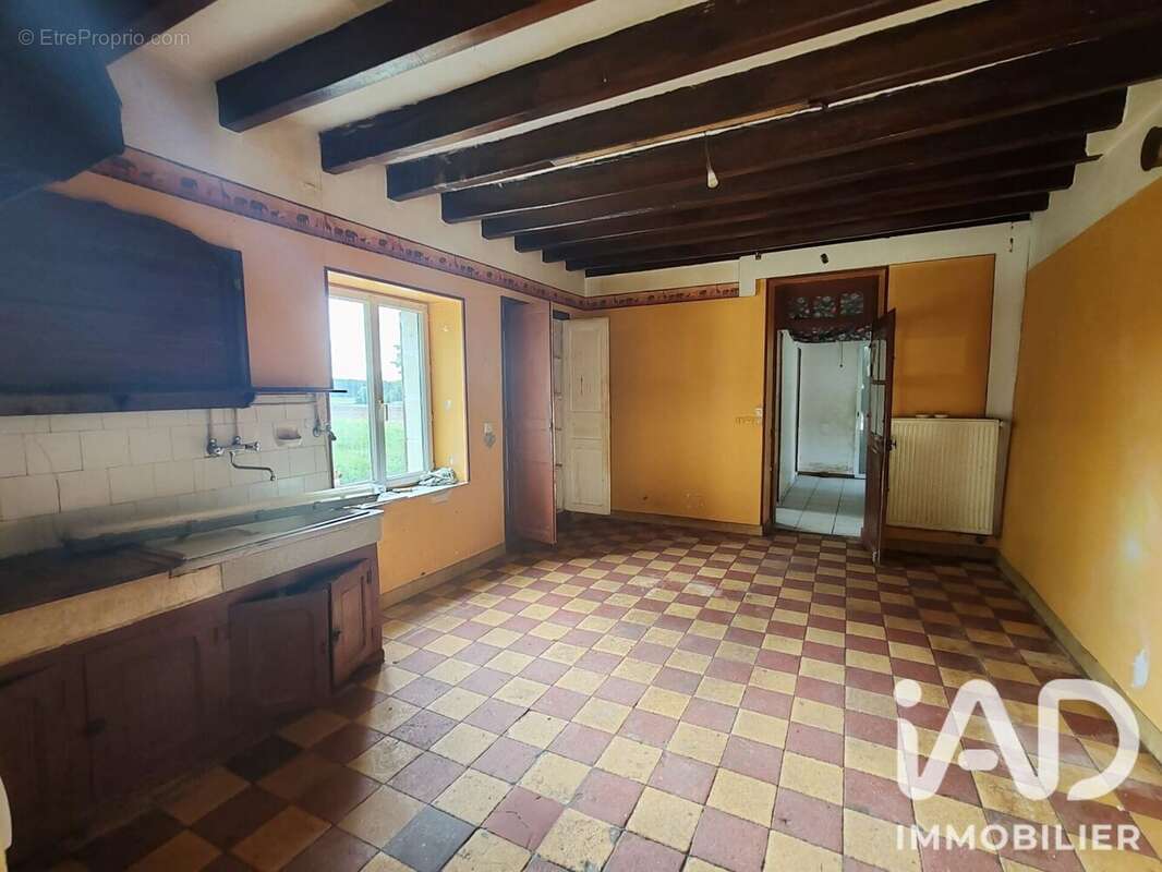 Maison 101 m² à Le Tranger  - photo 2