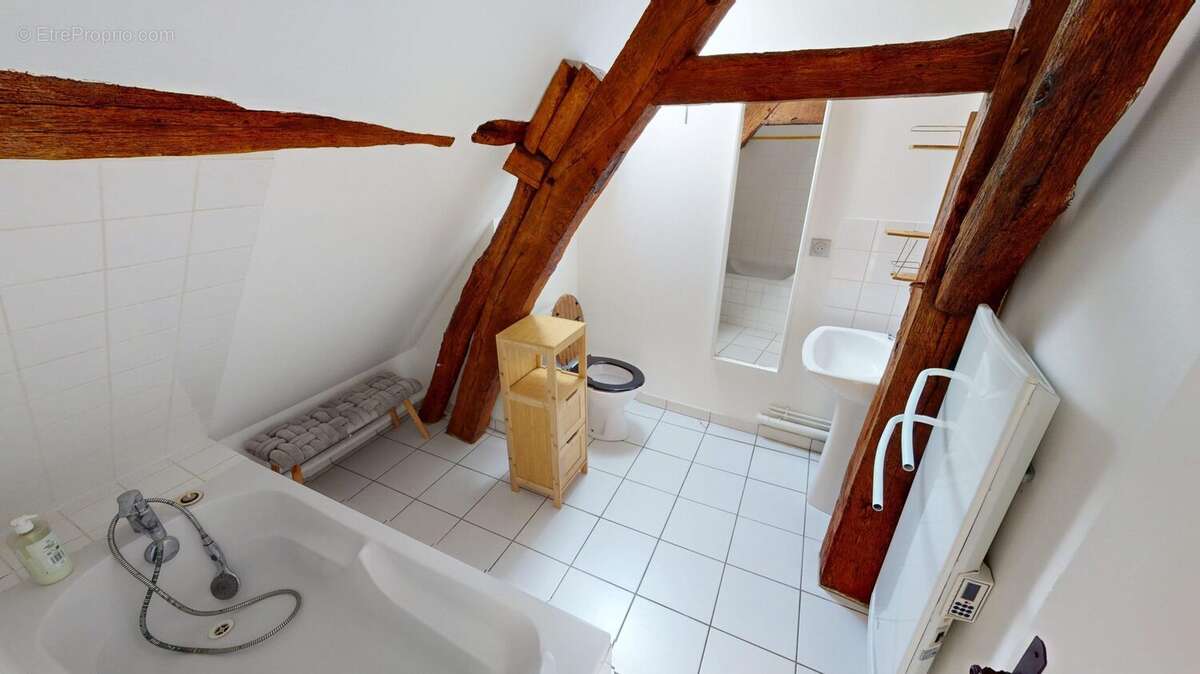 Maison à MONTLOUIS-SUR-LOIRE