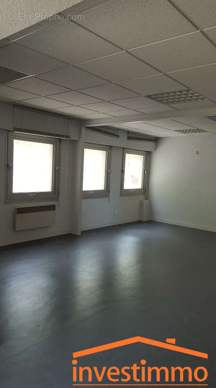 Commerce à BOULOGNE-SUR-MER