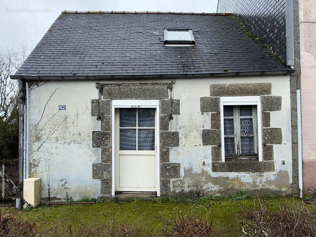 Maison à POULLAOUEN