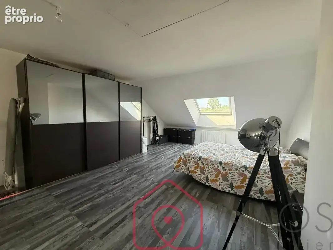 Maison de caractère de 200 m2 avec grange : un bien rare aux beaux volumes - photo 6